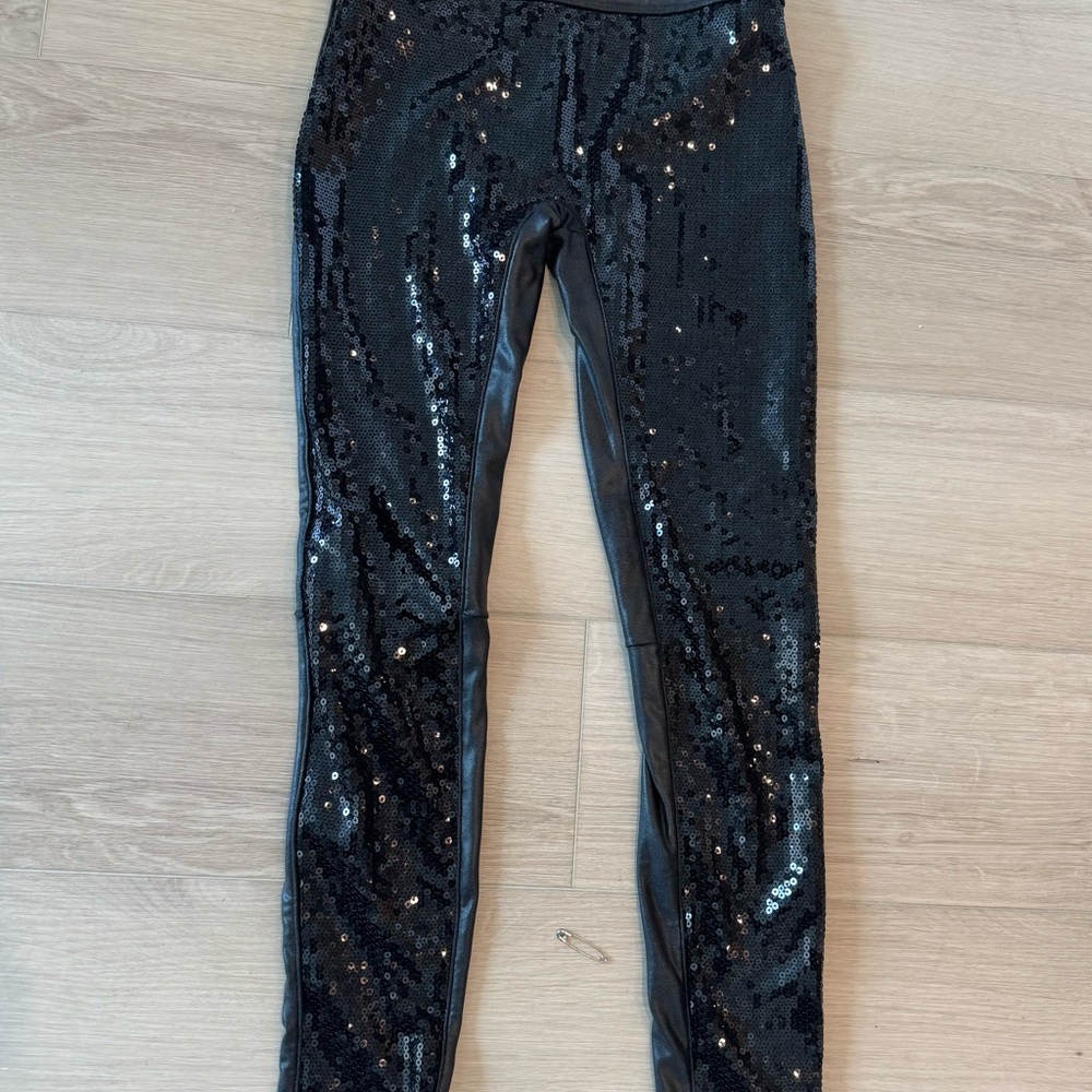 SPANX HoLiDaY ! Black Shimmer/Faux Leather Leggings